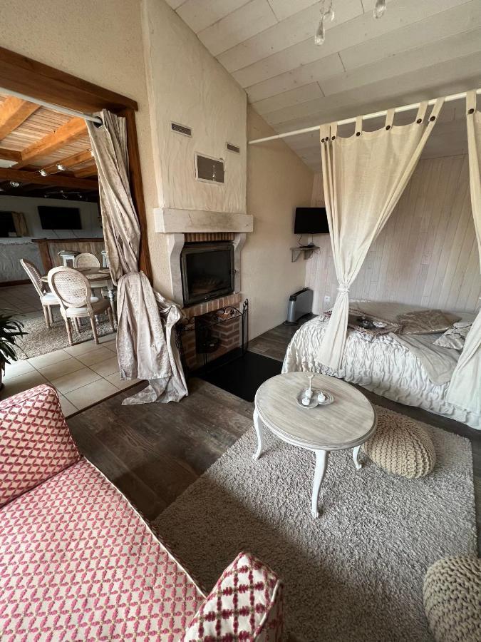 La maisonnette de Cancan Mont-près-Chambord Extérieur photo